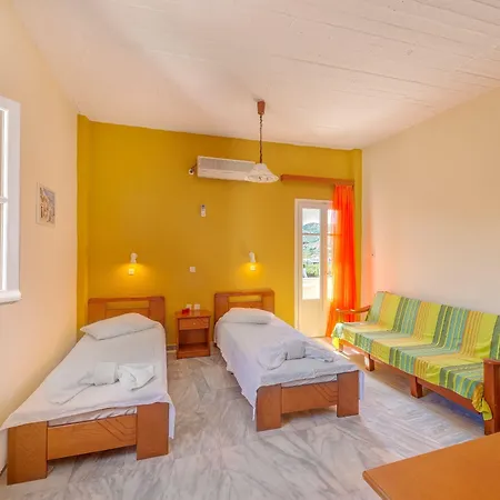 Smaragdi Aparthotel 2*