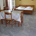 Smaragdi Appart hôtel Finikas (Syros)