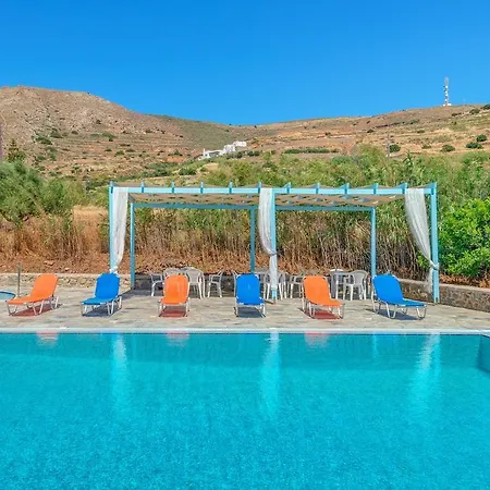 Smaragdi Finikas (Syros)