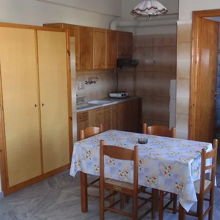 Smaragdi Ξενοδοχείο με διαμερίσματα
