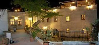 Smaragdi Aparthotel