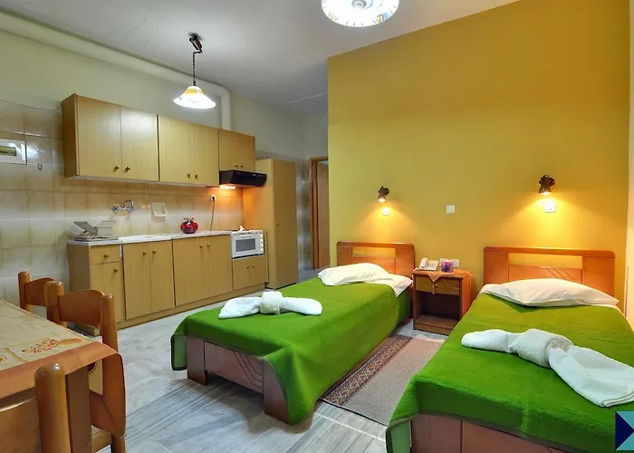 Smaragdi Φοίνικας